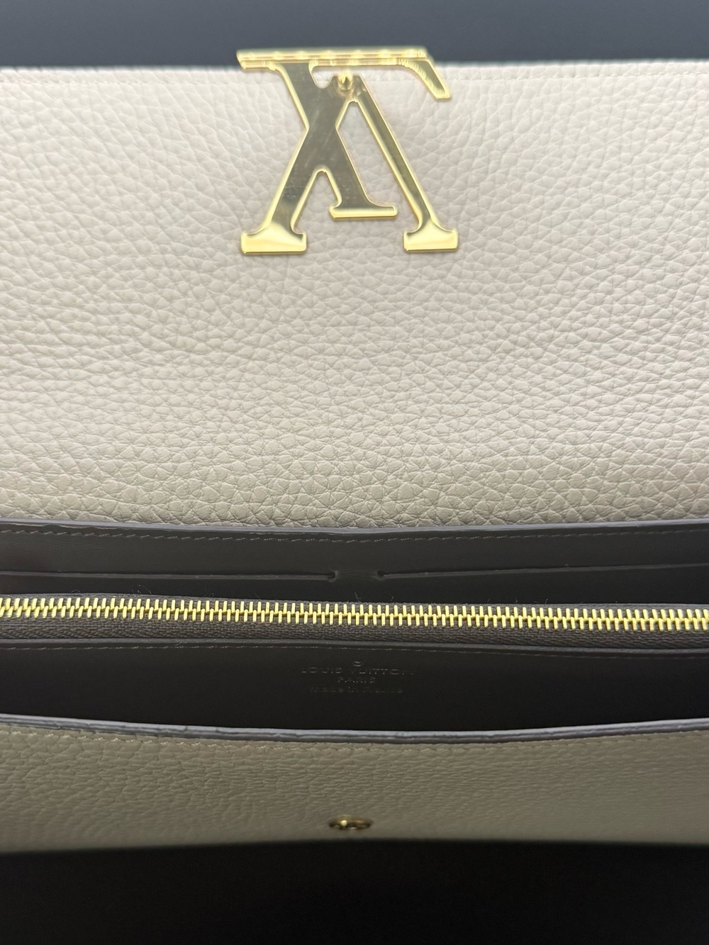 Louis Vuitton Cream Leather Flap Clutch with Gold LV Emblem - Picture 6 of 13
